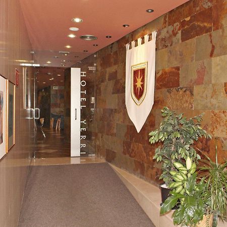 Hotel Yerri Estella Bagian luar foto