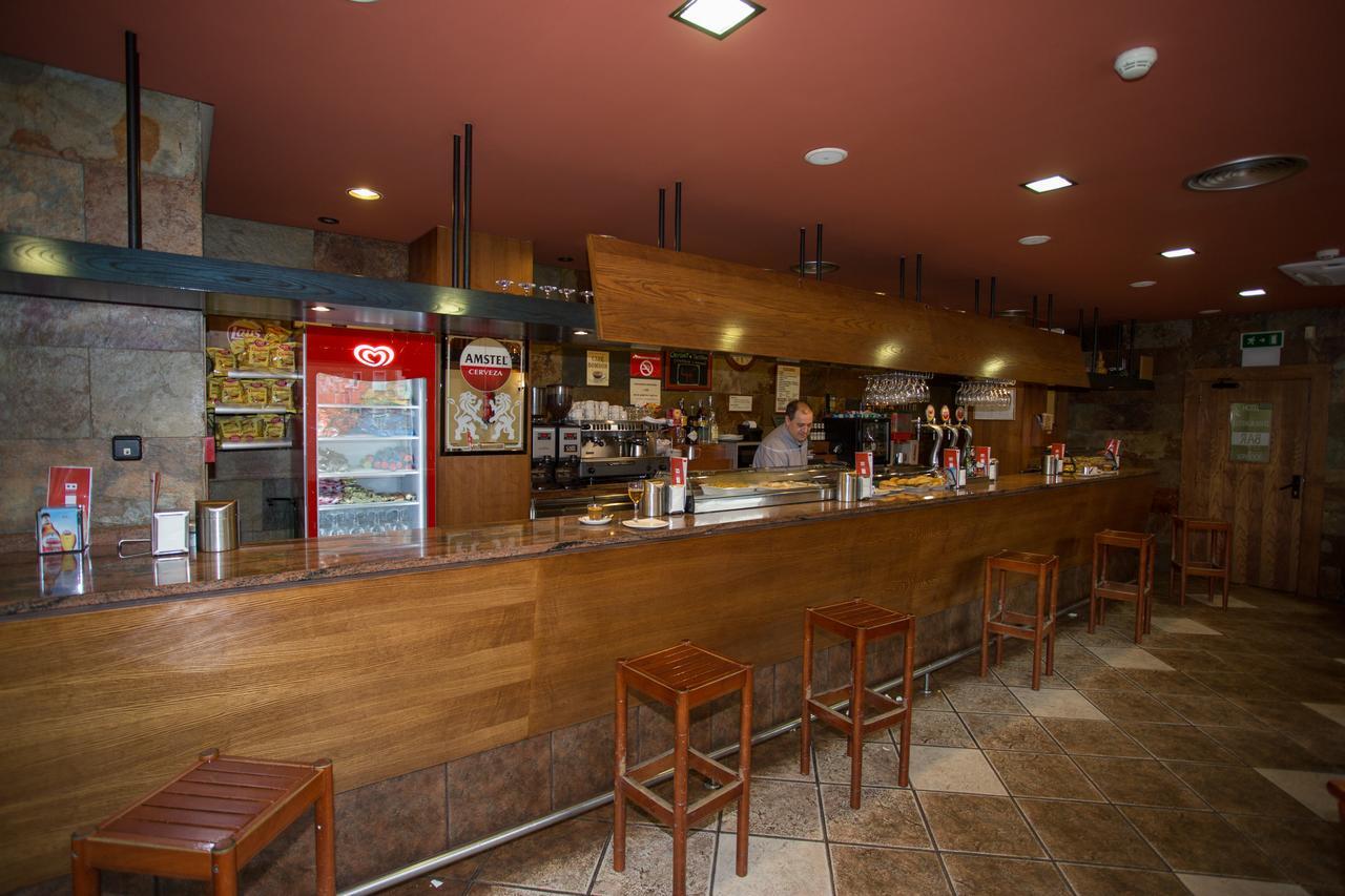 Hotel Yerri Estella Bagian luar foto