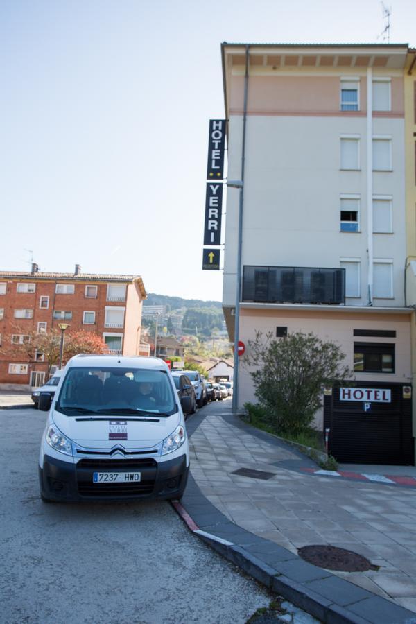 Hotel Yerri Estella Bagian luar foto
