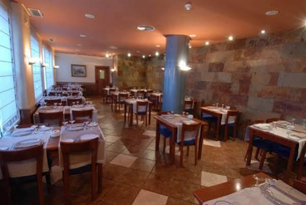 Hotel Yerri Estella Bagian luar foto