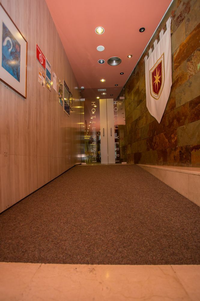 Hotel Yerri Estella Bagian luar foto